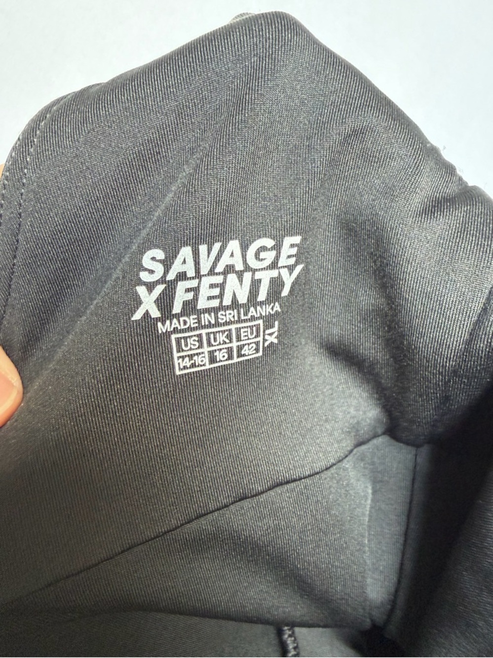 Savage X Fenty Hotline Snatched Jumpsuit Sz XL Tummy Control Contour Keyhole EUC - Picture 6 of 16